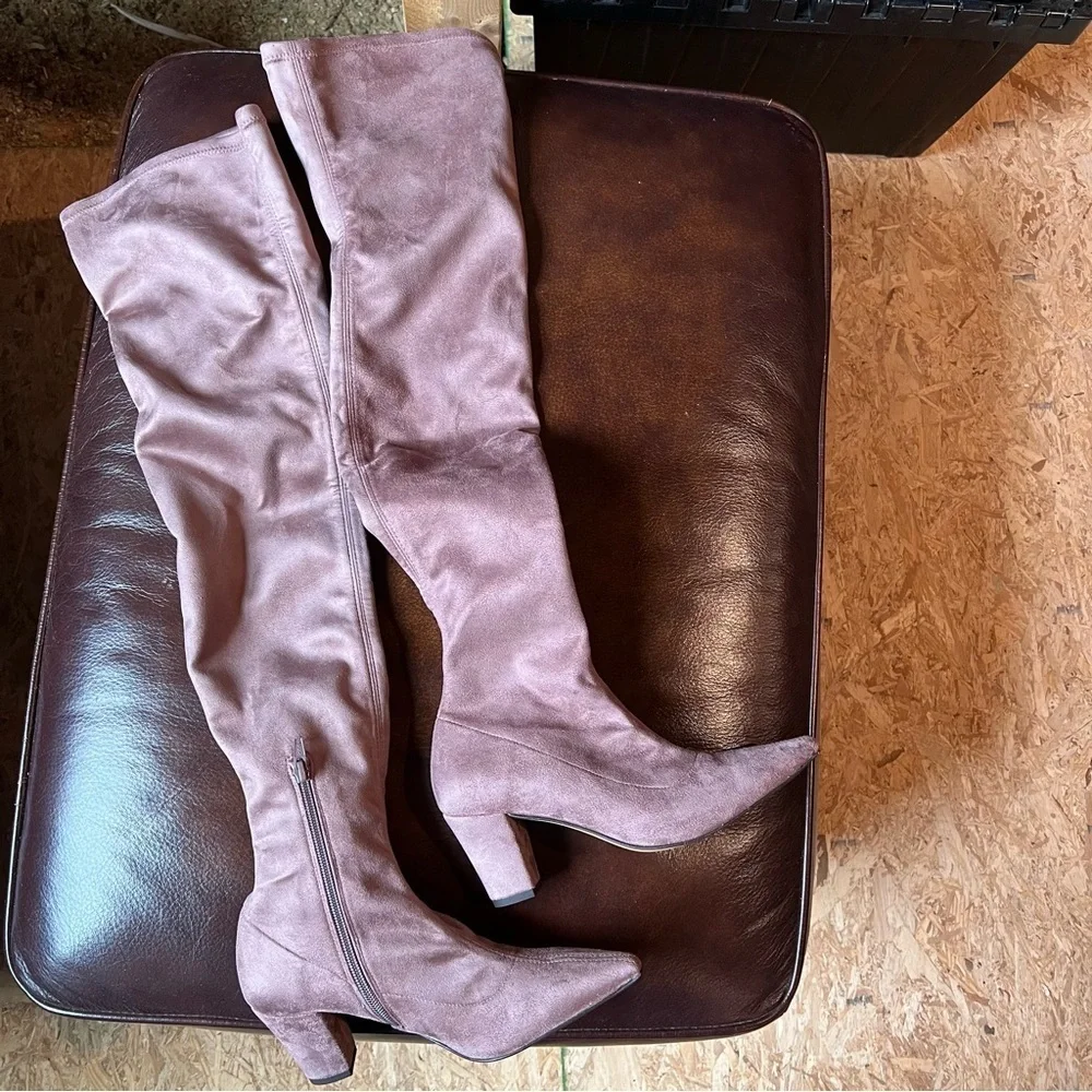 NWT Anthropologie Blush Microsuede Over the Knee Boots Made Spain Size 7